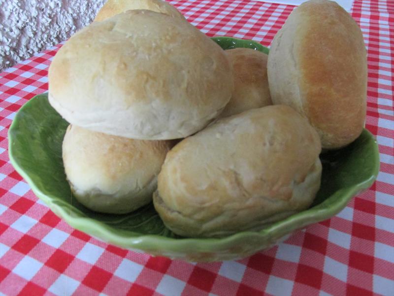 Basic White Rolls