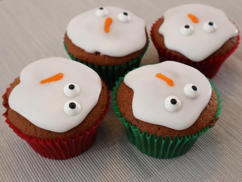 Gingerbread Muffins