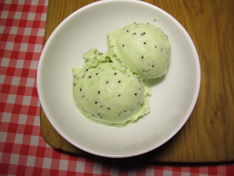 Kiwi ice cream, sugarfree