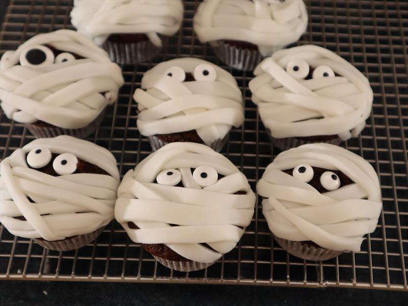 Mummy Muffins