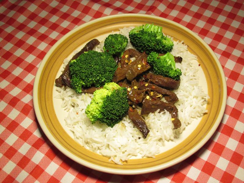 Slow Cooker Beef with Broccoli